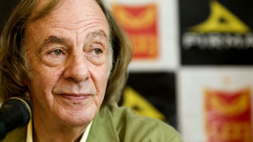 Cesar Luis Menotti, coach who led Argentina to its first World Cup title in 1978, dies at 85