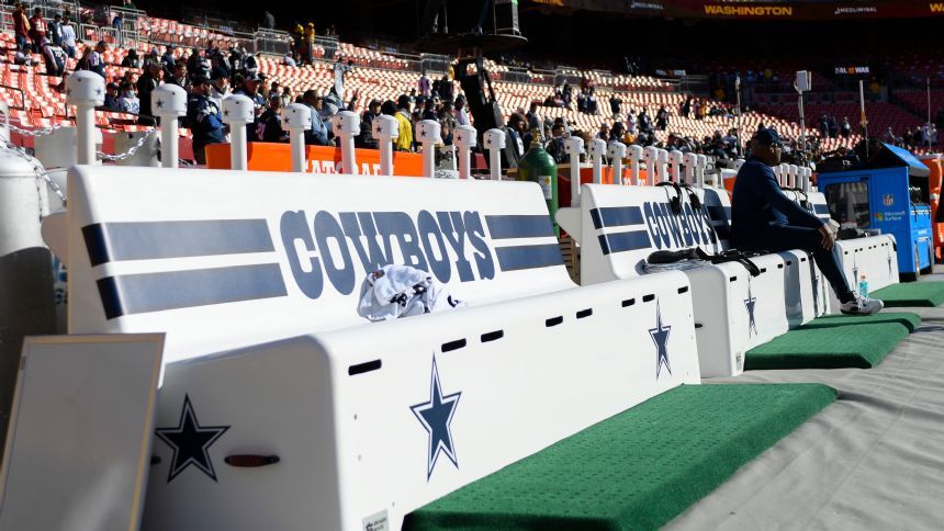 Dallas Cowboys bring benches to Washington, rivalry heats up