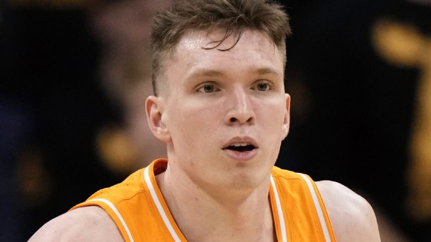 Dalton Knecht hopes to change Tennessee's history of early exits in March Madness