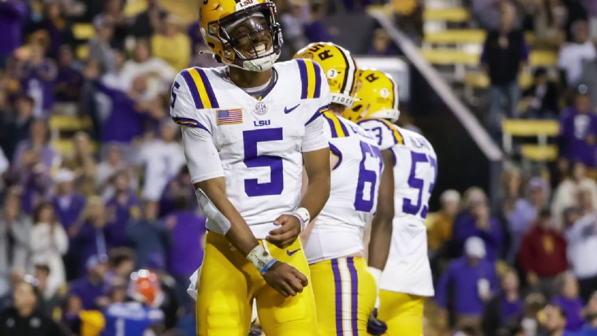 Daniels' record-breaking day leads No. 18 LSU to 52-35 win over Florida