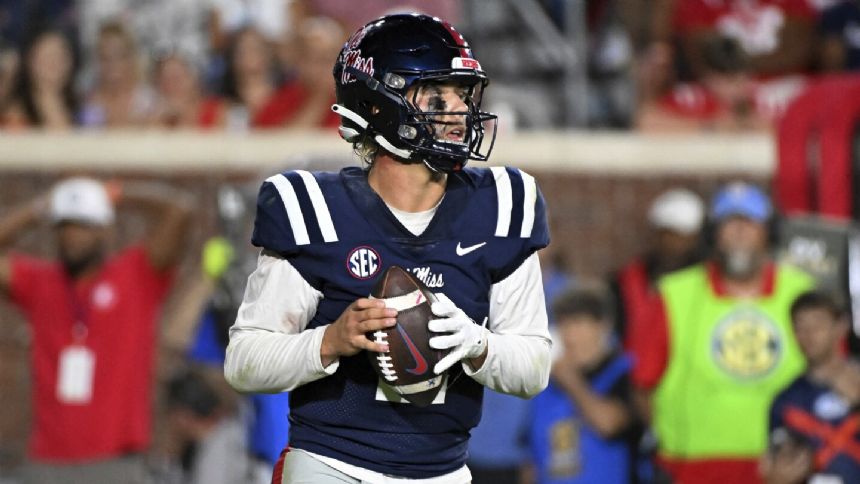 Dart runs for 2 TDs, throws for a third, as No. 17 Ole Miss pulls away to beat Georgia Tech 48-23