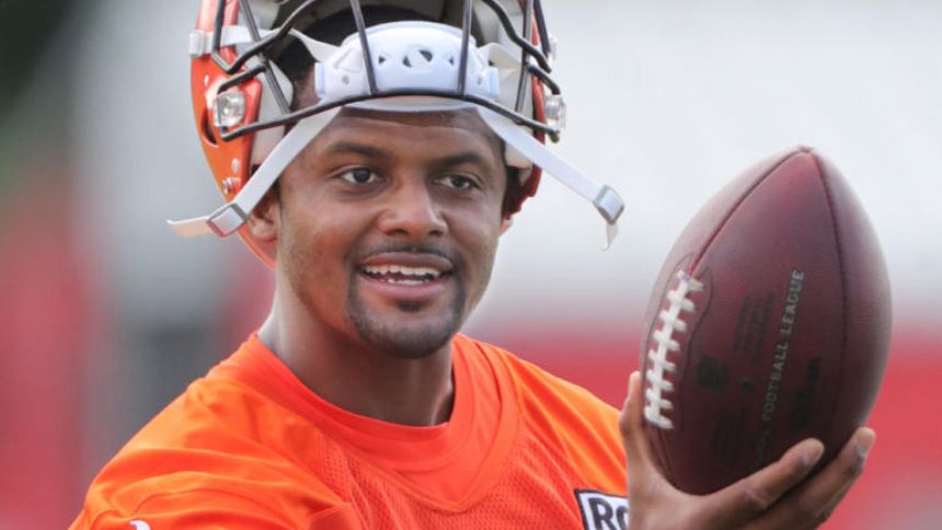 Deshaun Watson gets six-game suspension, plus the Chiefs finally get key player at training camp
