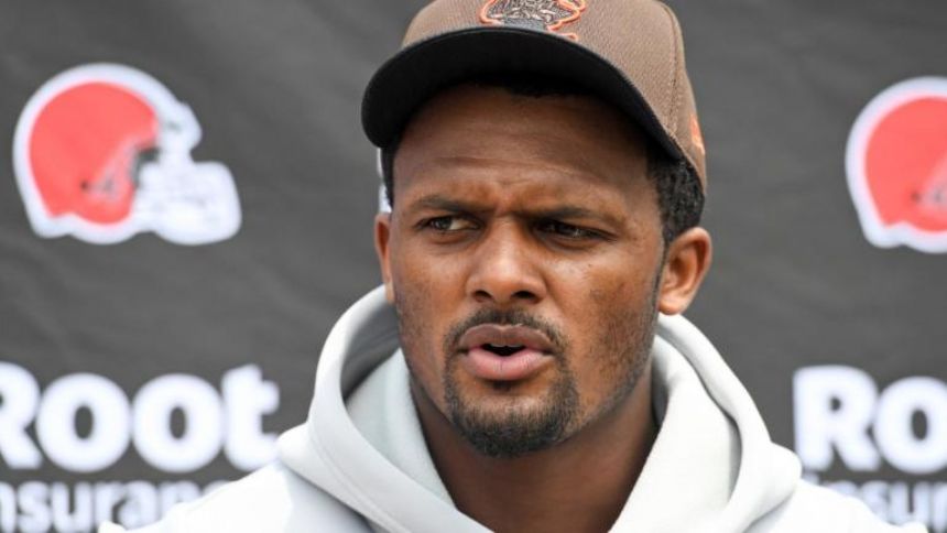 Deshaun Watson Settles With 20 Of The 24 Women Who Sued Him, Plus ...
