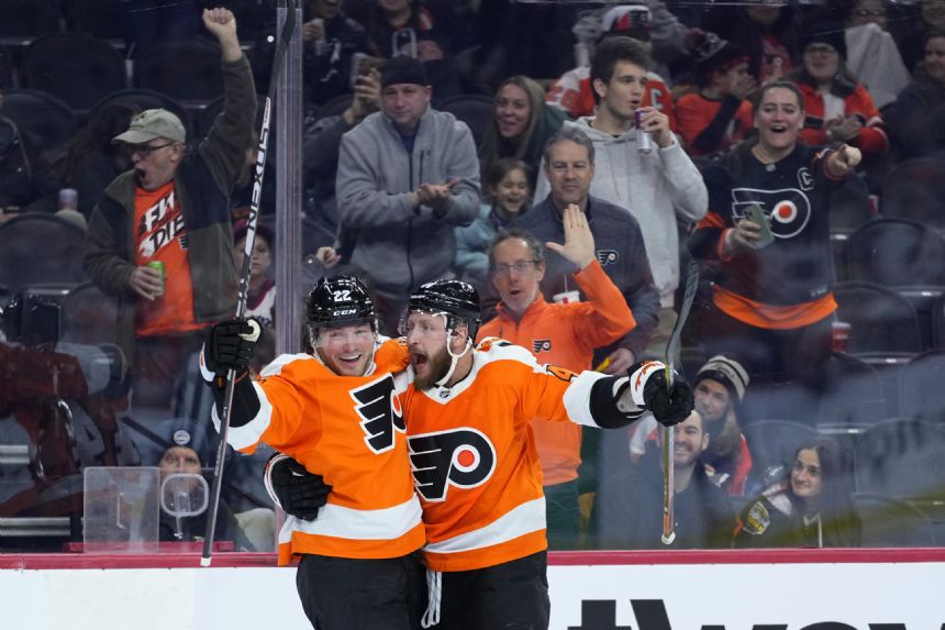 Deslauriers, Cates lead Flyers past Red Wings 3-1