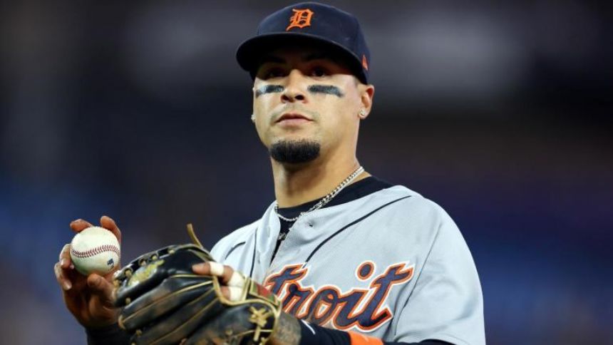 Detroit Tigers' Javier Baez offers help to Puerto Rico after Hurricane Fiona impact