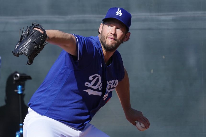 Dodgers' Kershaw says he won't play for Team USA in WBC