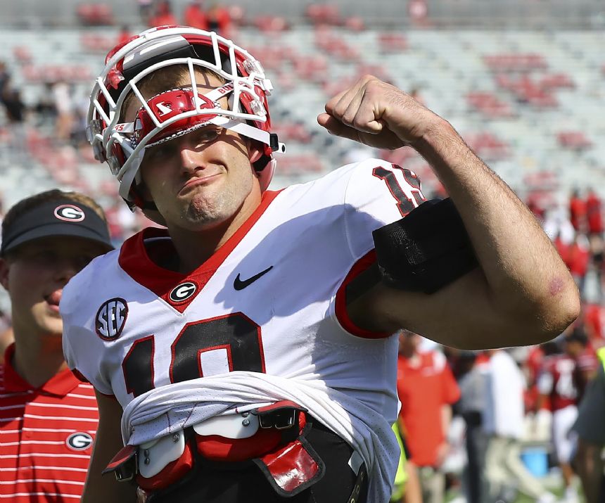 Dominant Dogs: Is this Georgia team even better than 2021?
