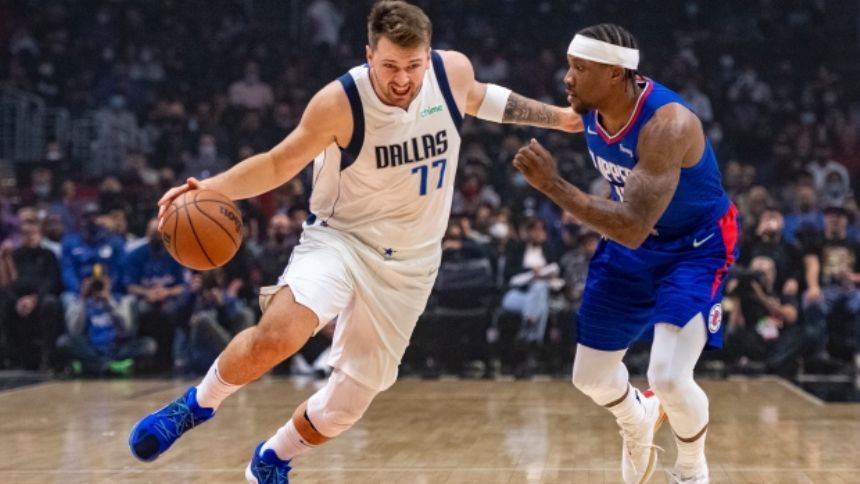 Doncic scores 26, Mavs rally past Grizzlies to end skid