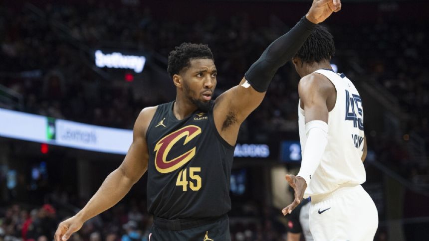 Donovan Mitchell healthy, ready to make second playoff run with Cavs a year after painful early exit