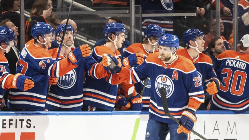 Draisaitl, McDavid help Oilers beat Islanders 4-1 to win Kris Knoblauch's coaching debut