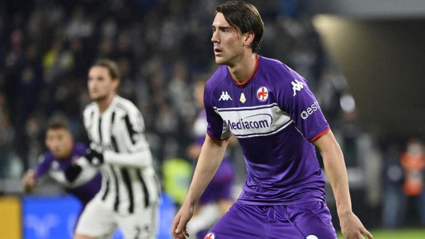 Dusan Vlahovic to Juventus: Fiorentina agree to send sought-after striker to Juve ahead of transfer deadline