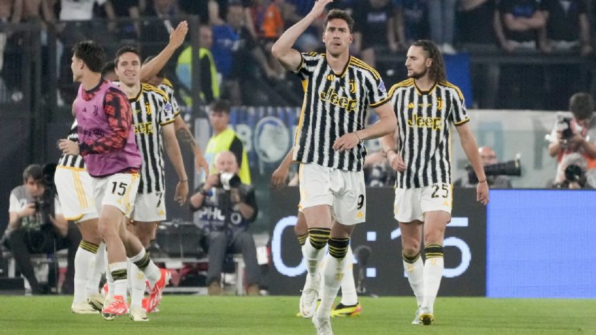 Dusan Vlahovic scores early and Juventus beats Atalanta 1-0 in the Italian Cup final