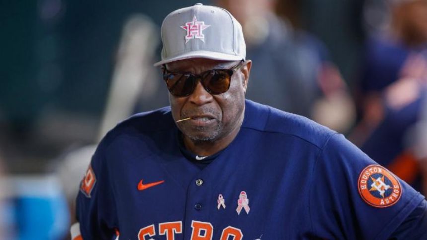 Dusty Baker moves into 10th in wins for a manager as Astros notch 11th victory in a row