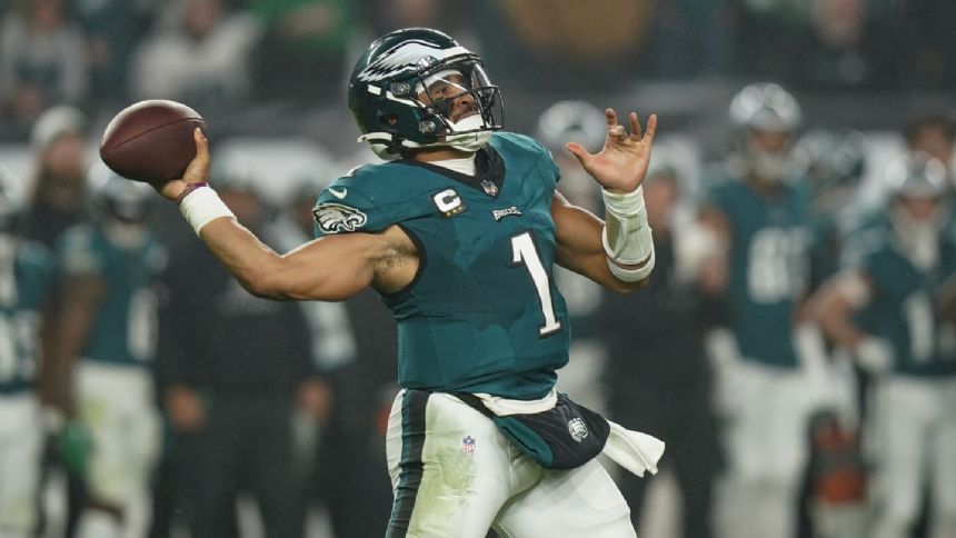 Eagles QB Jalen Hurts evaluated for concussion vs 49ers, returns for loss