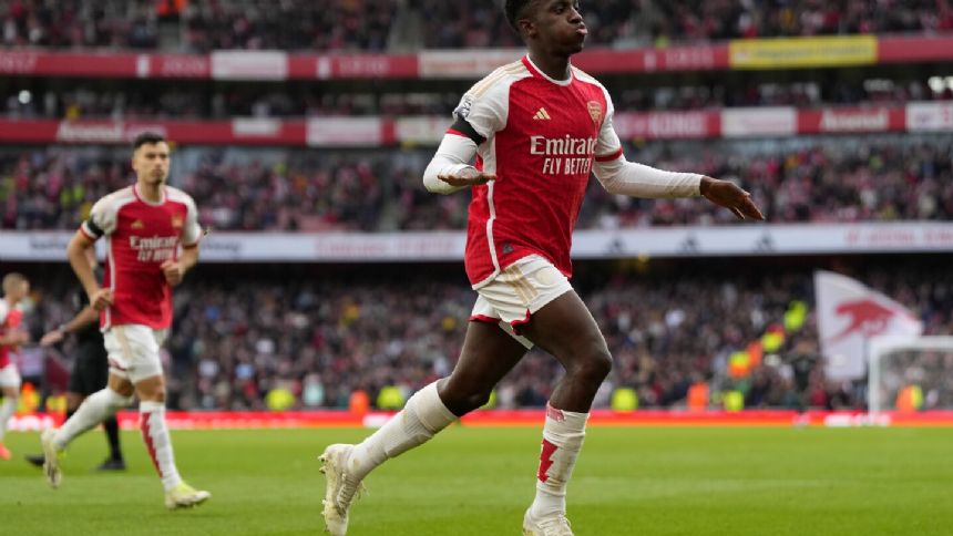 Eddie Nketiah scores hat trick as Arsenal routs last-place Sheffield United 5-0 in Premier League