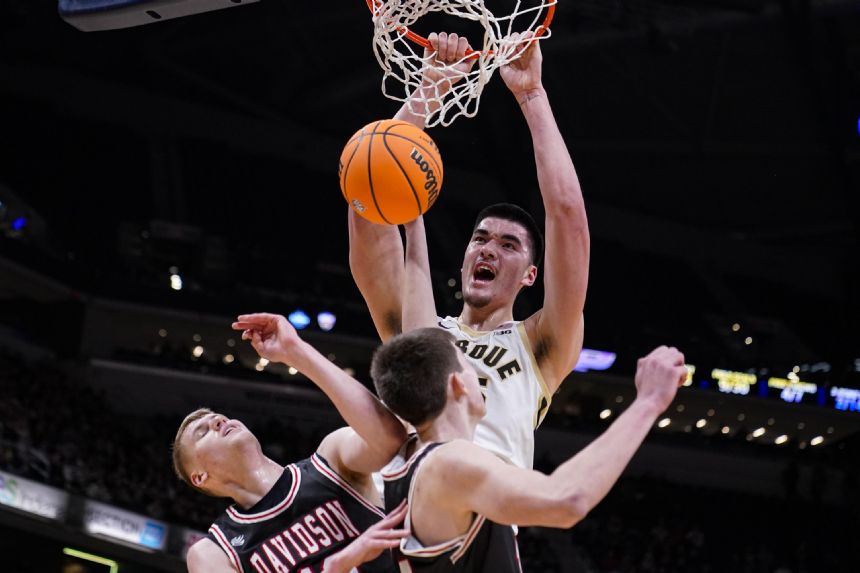 Edey has 29 points, 16 rebounds; No. 1 Purdue beats Davidson