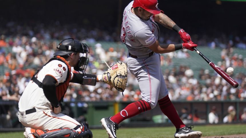 Encarnacion-Strand homers in first career 4-hit game, Reds beat Giants 4-1