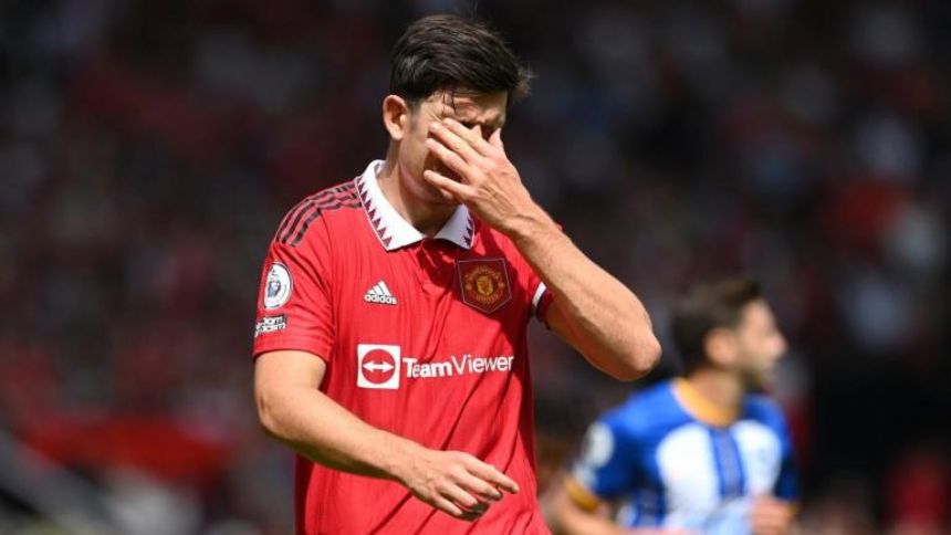 Erik ten Hag's Manchester United debut starts with embarrassing, uninspired loss to Brighton