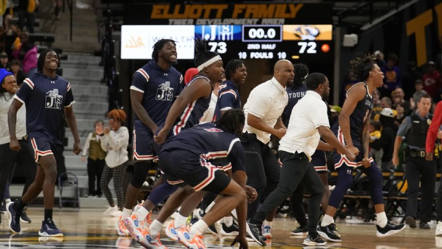 Evans scores 22, Adams hits winner with 3 seconds left; Jackson St. beats Missouri 73-72