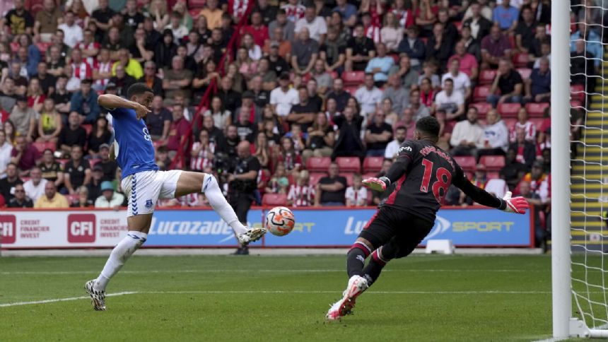 Everton ends Premier League goal drought in 2-2 draw with Sheffield United