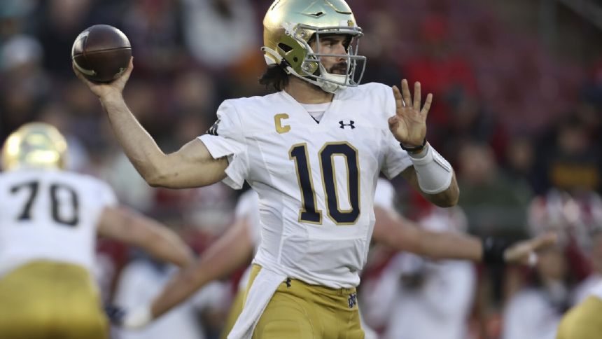 Ex-Notre Dame and Wake Forest QB Sam Hartman signs with the Washington Commanders