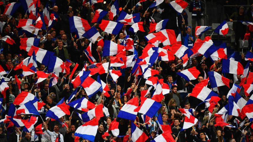 Fallen Paris giants Racing eyeing elite return as French soccer reforms