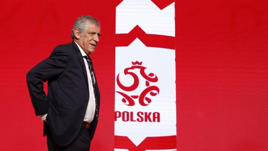 Fernando Santos reportedly set to leave role as Poland coach after bad start to Euro 2024 qualifying
