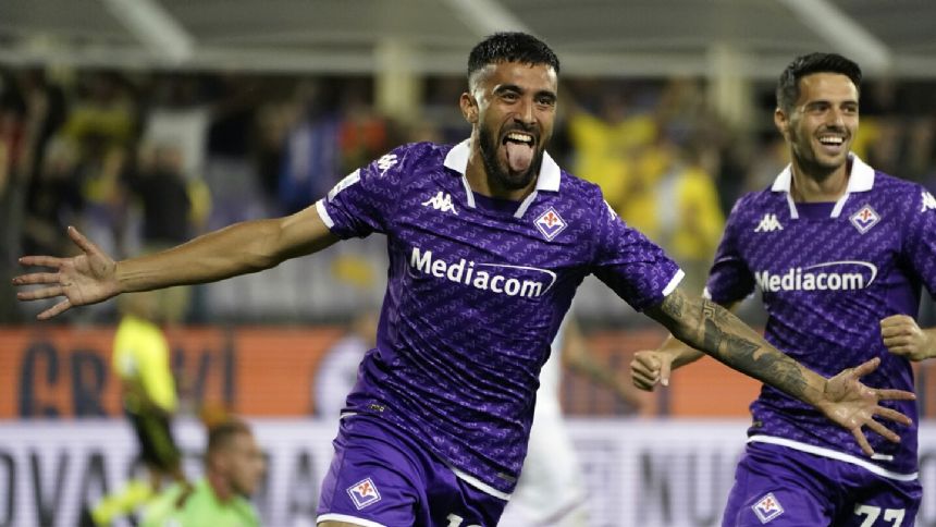 Fiorentina beats Cagliari 3-0 to move level with third-place Napoli in Serie A