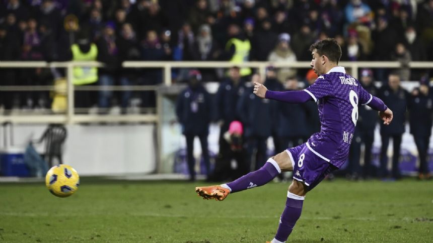 Fiorentina needs penalties to beat Bologna and reach Italian Cup semis for 3rd straight year