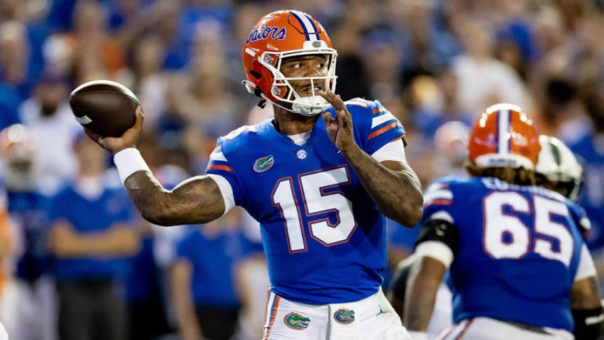 Florida vs. Tennessee: Prediction, pick, spread, football game odds, live stream, watch online, TV channel