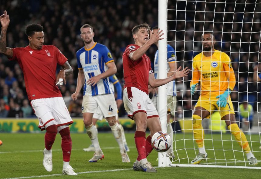 Forest draws 0-0 at Brighton, off bottom of Premier League
