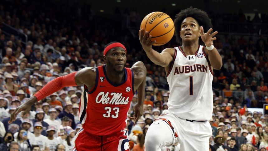 Former Auburn point guard Aden Holloway plans transfer to rival Alabama