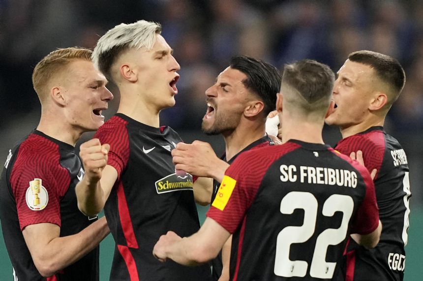 Freiburg beats Hamburg to reach 1st ever German Cup final