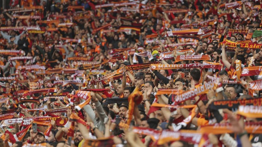 Galatasaray wins Turkish soccer league, edges city rival Fenerbahce on final day