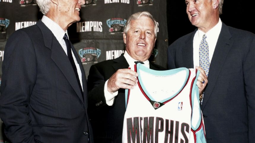 Gary Colson, who lobbied to add the 3-point shot during a basketball coaching career, dies at 89