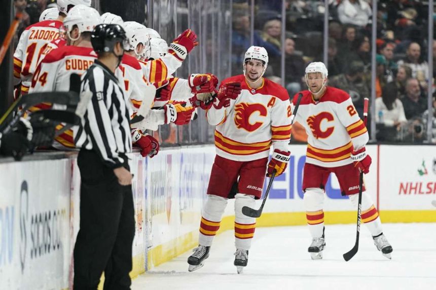 Gaudreau, Tkachuk lead Flames over Ducks in shootout