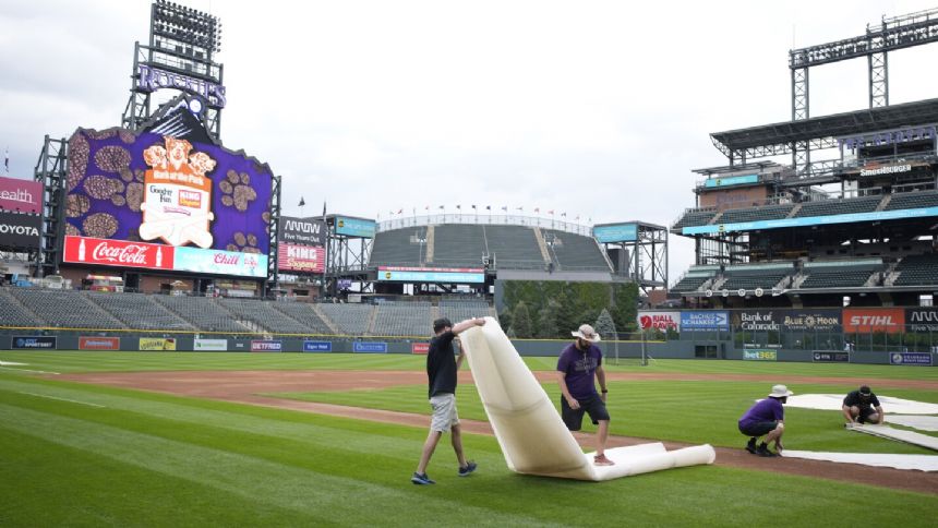 Giants-Rockies postponed by weather; doubleheader set for Saturday