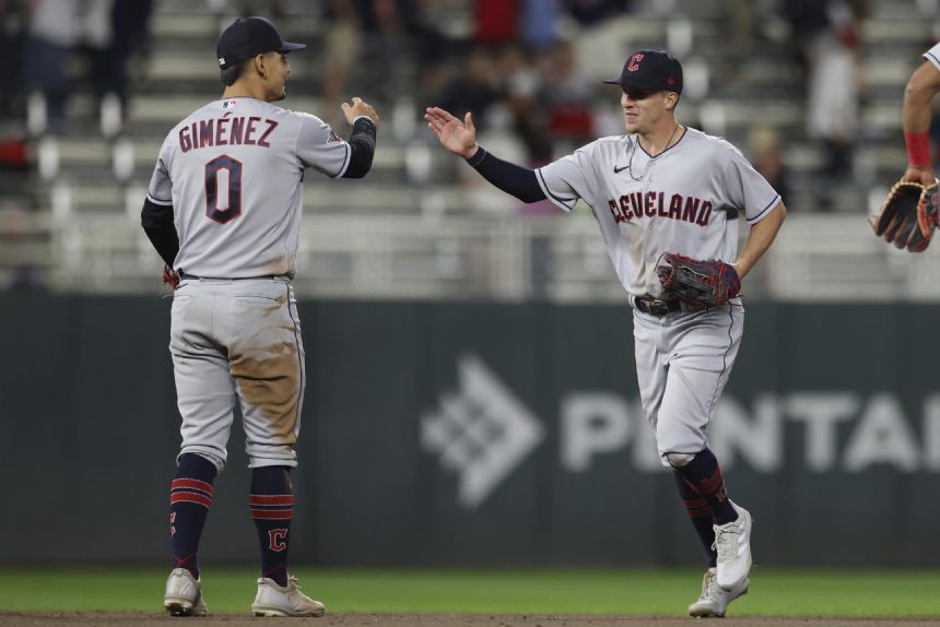 Gimenez delivers go-ahead RBI in 10th, Guardians beat Twins