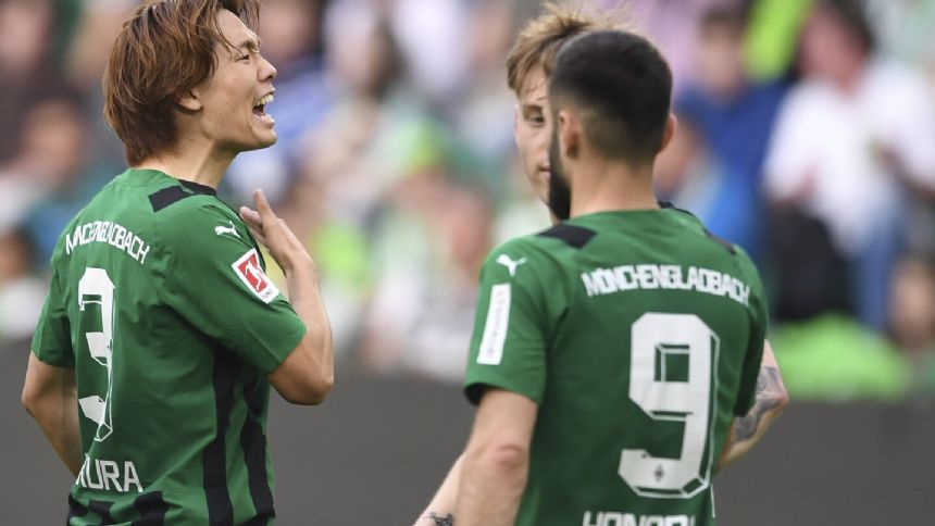 Gladbach rallies to spoil Hasenhuttl's home debut as Wolfsburg coach