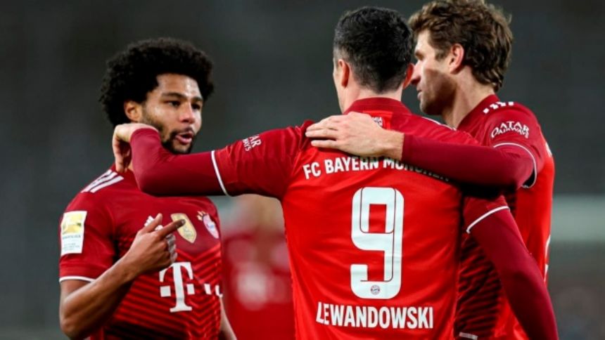 Gnabry scores hat trick as Bayern beats Stuttgart 5-0