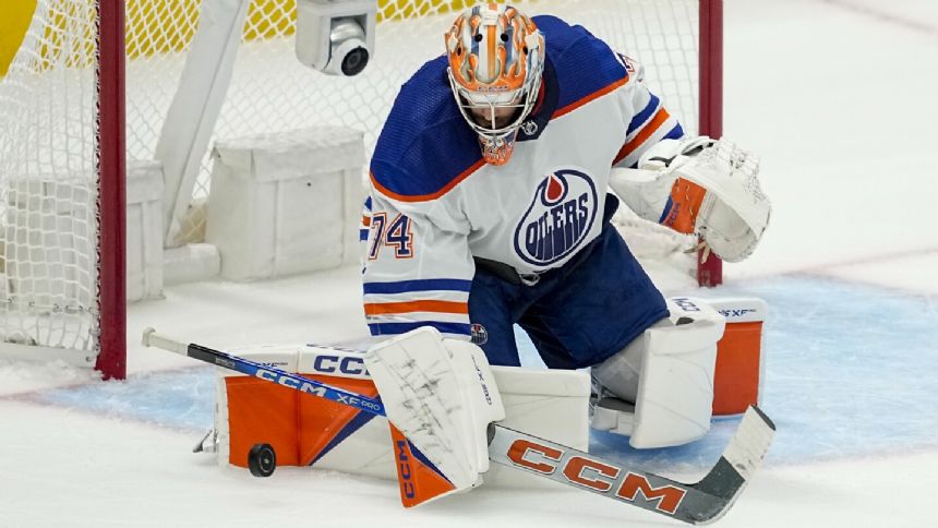 Goalie Stuart Skinner has gone from pulled to praised as Oilers seek 2-0 lead over Stars in West