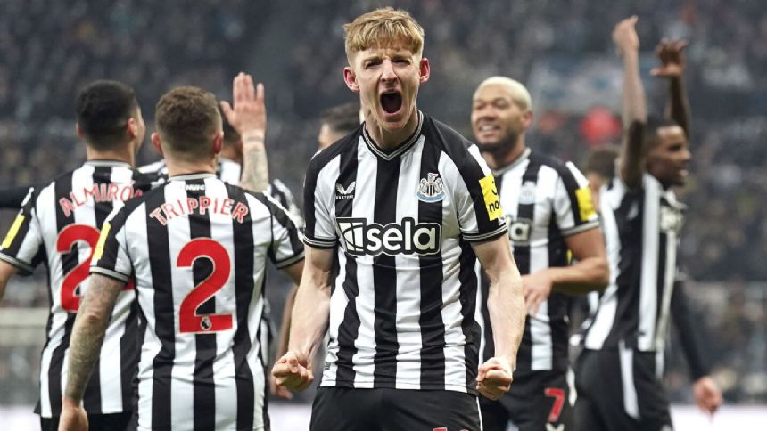 Gordon continues scoring streak at home to earn Newcastle win over Man United in EPL