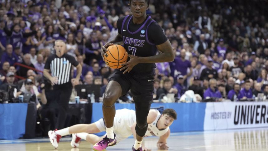 Grand win for Grand Canyon as 12th-seeded Antelopes take down No. 5 seed Saint Mary's 75-66
