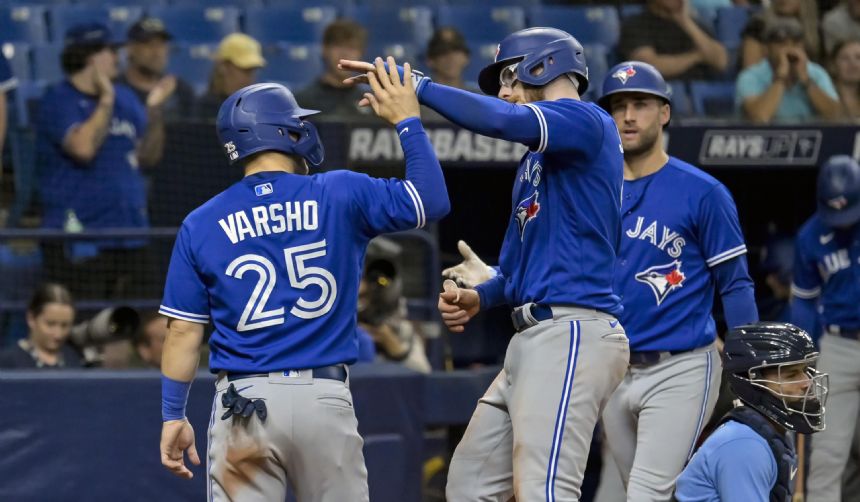 Guerrero, Jays pound MLB-best Rays 20-1, score 10 off position players