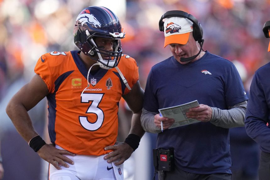 Hackett has 1st win with Broncos but rookie mistakes endure