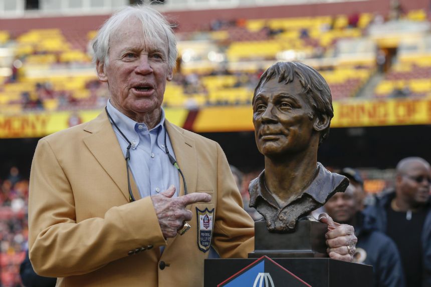 Hall of Fame NFL executive Bobby Beathard dies at 86