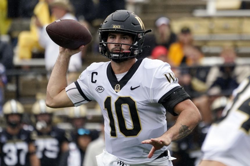 Hartman passes for 4 TDs as No. 23 Wake Forest beats Vandy