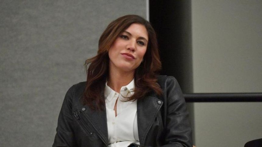 Hope Solo arrested on alleged DWI, misdemeanor child abuse charges in North Carolina