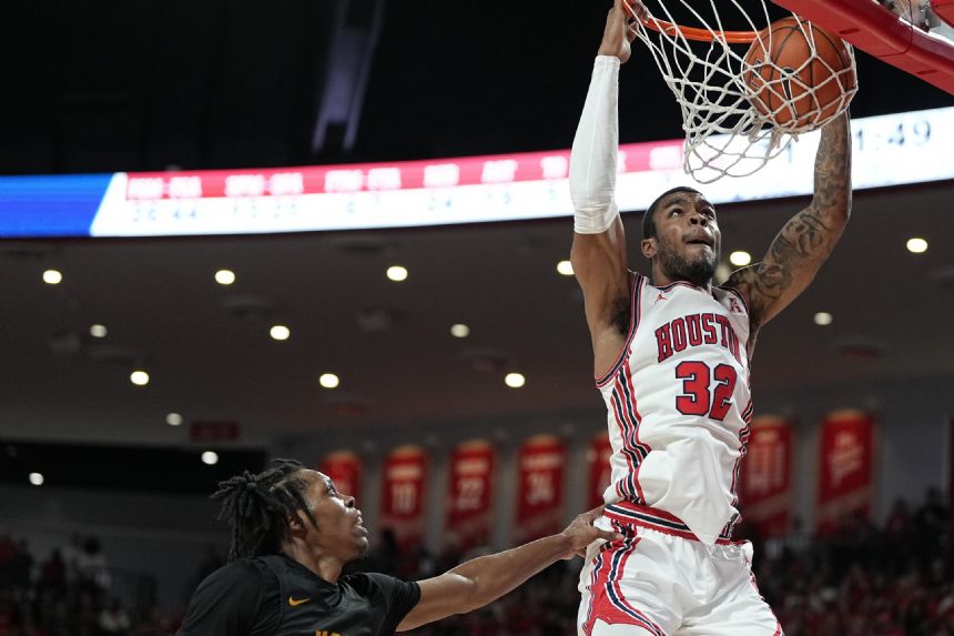 Houston debuts at No. 1 by beating Norfolk State 100-52