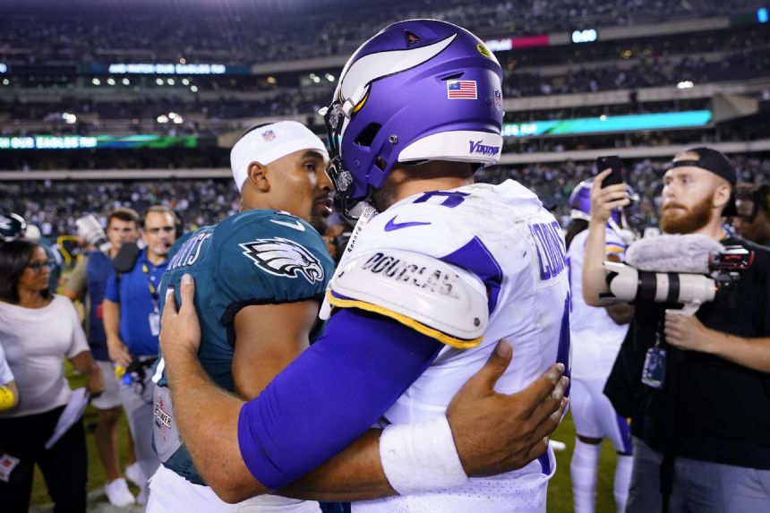 Hurts, Eagles outclass Cousins, Vikings 24-7 in home opener